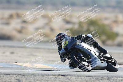 media/Dec-07-2025-CVMA (Sun) [[3e7d2de5dc]]/Race 12- Formula 40 MW and LW/